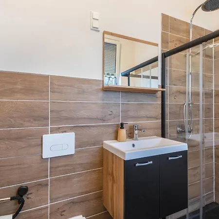Luetzen Apartamento